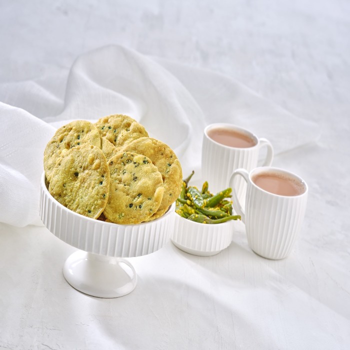 Buy Wheat Chai Puri Online in India | Tea Time Namkeen